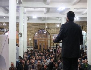 سخنرانی 9 دی در جمع مردم زرین شهر مسجد امیرالمومنین